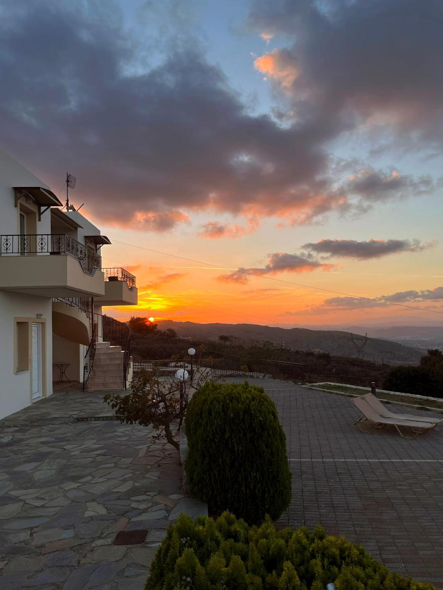 Panos Village Maláxa Exterior foto